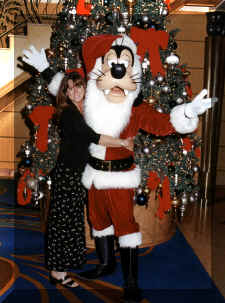 goofy.jpg (414039 bytes)